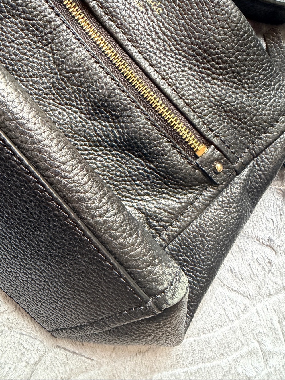 Kate Spade Pebbled Leather Shoulder & Crossbody Bag | Black | Gold Hardware - Picture 4 of 5